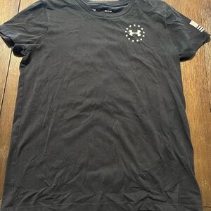 Under Armour Black Short Sleeve Tee